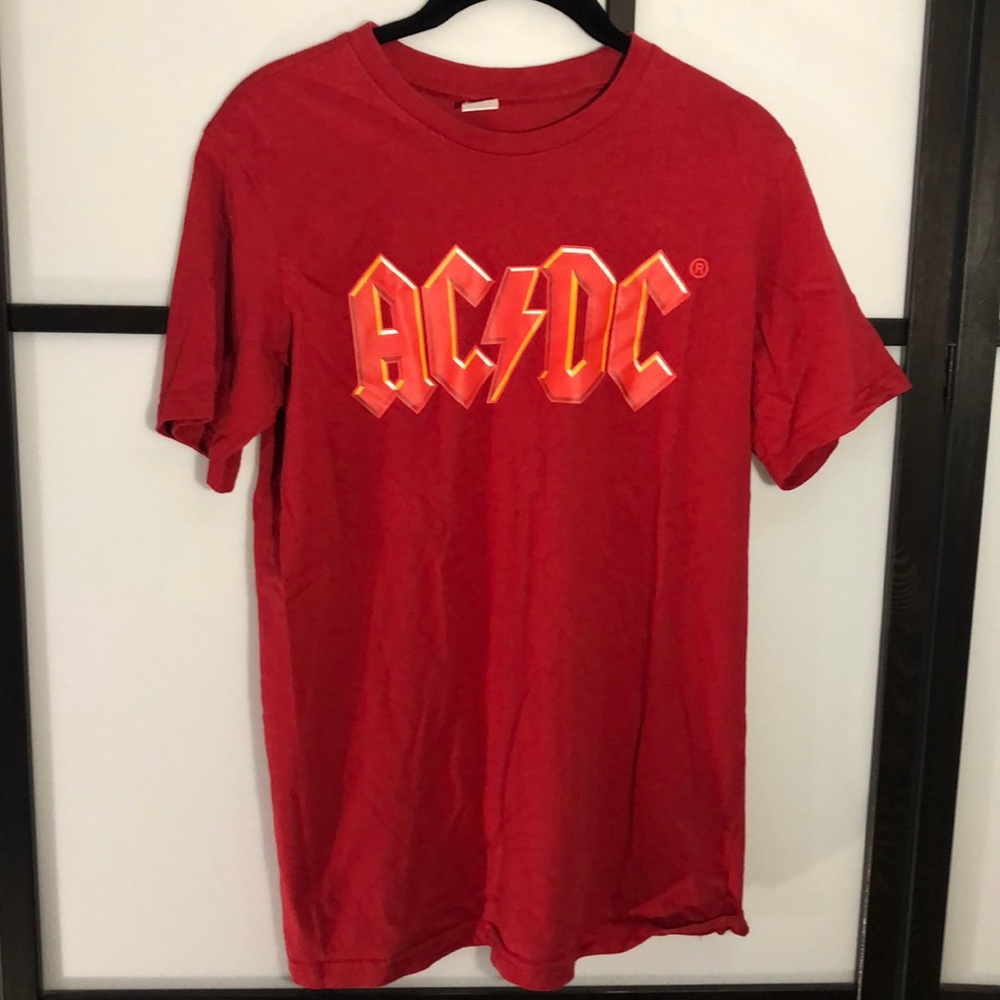 Mens AC/DC shirt medium